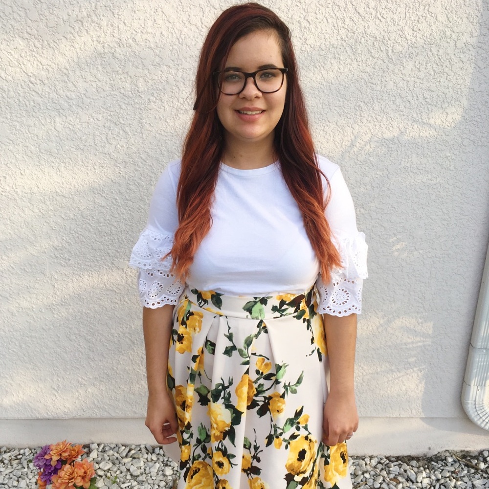 Meet your Posher, Danielle